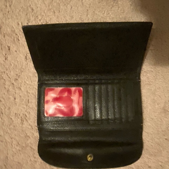 Wallet - Picture 1 of 2